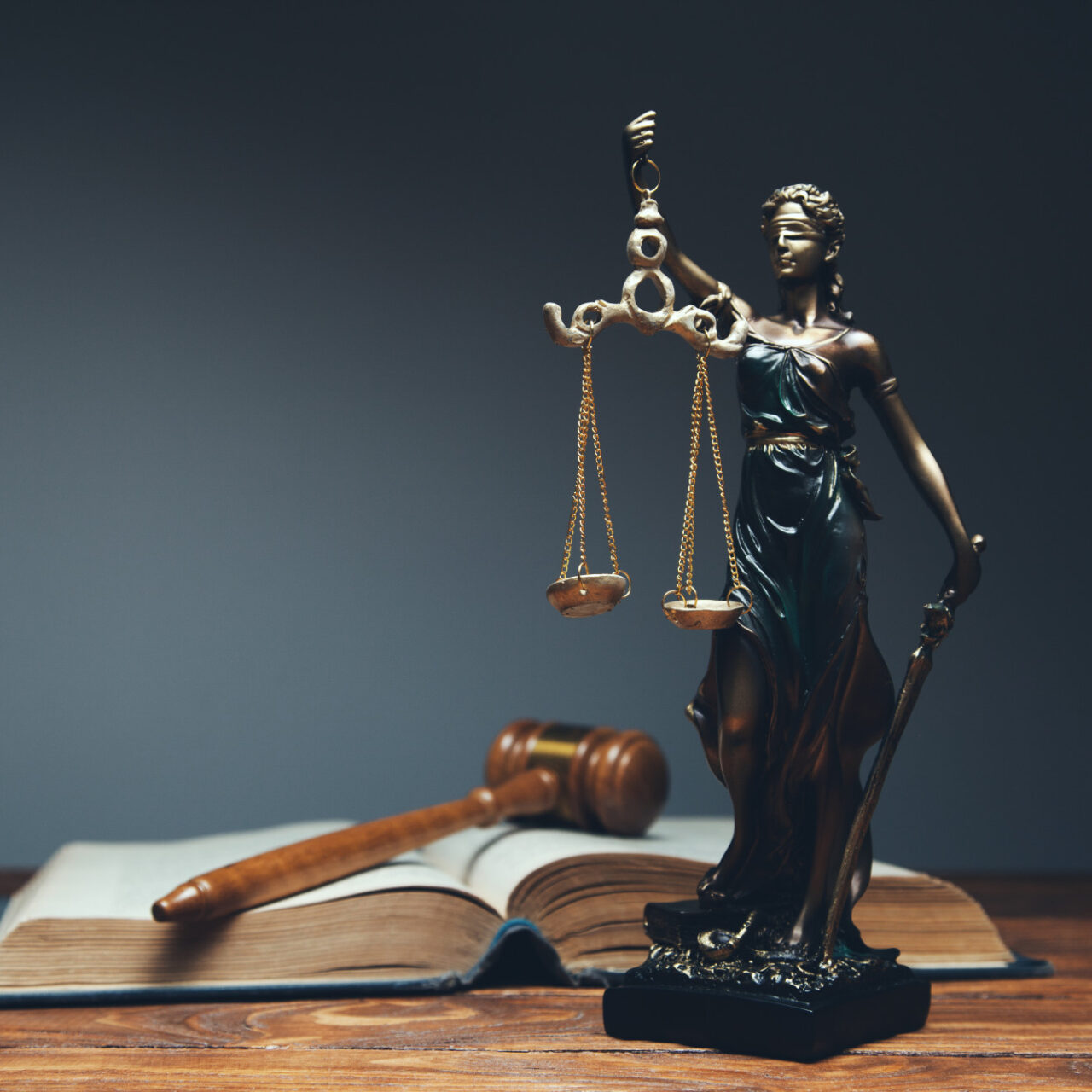 https://ovblaw.flywheelsites.com/wp-content/uploads/2021/12/lady-justice-law-library-concept-1280x1280.jpg